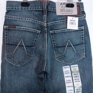 Men's Ariat M5 Jeans Straight Fit 28W by 32L New With Tags